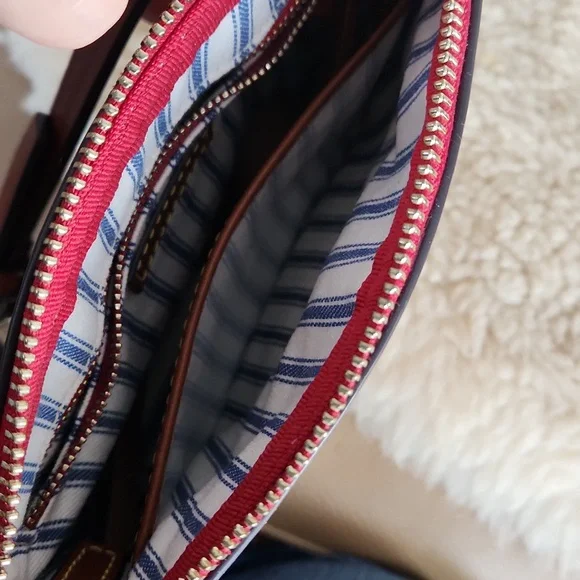 NWT Dooney & Bourke Domed Camden Saffiano Leather Shoulder Bag 🤎🧡🎁